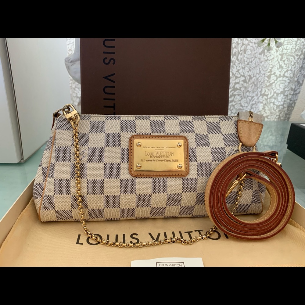 Eva Damier Azur Clutch